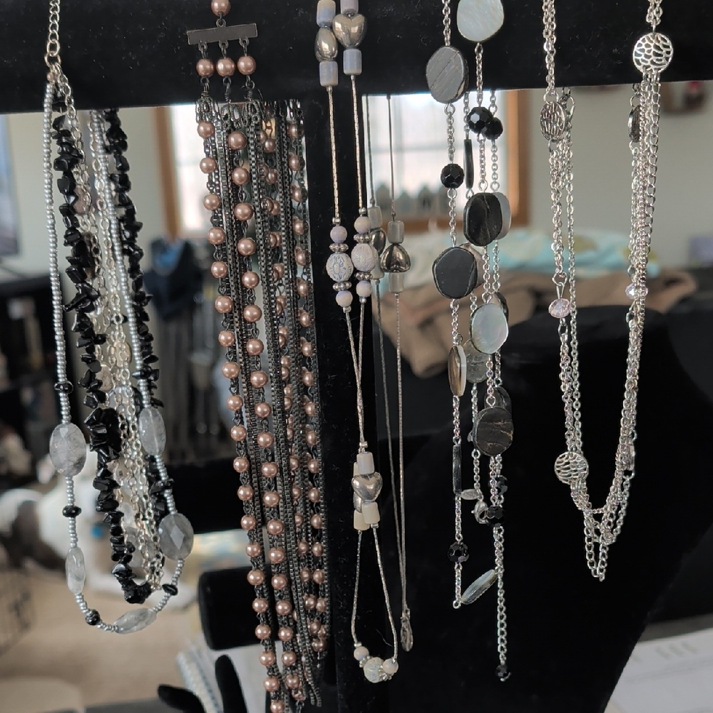 Multi-Style Women's Necklace Set in Black, Silver and Taupe